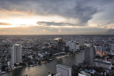 Bangkok, Tayland - 14 Mayıs 2017: Bangkok Chao Phraya Riverside alan, Thaila havadan görünümü