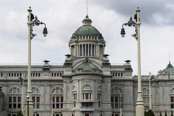 Ananta Samakhom Throne Hall, Royal Reception Hall in Bangkok, Th — Stock Photo, Image