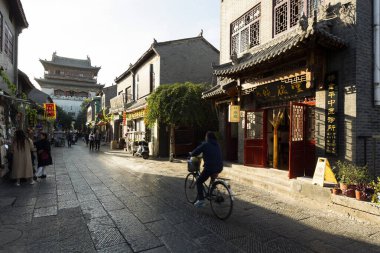 HENAN, Çin - 31, 2019: Luoyang Laocheng Ticaret Sokağı Eski Kültür Tarihi Sokağı, Luoyang, Henan, Çin