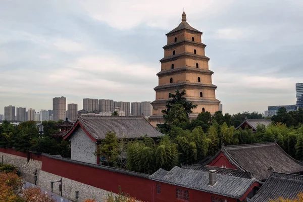 Vista Aérea Pagoda Gigante Del Ganso Salvaje Shaanxi China — Foto de Stock