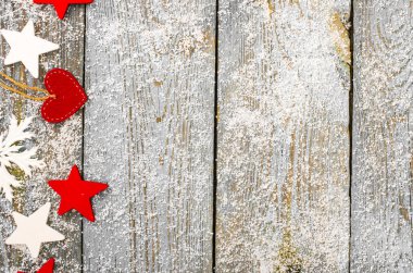 Ahşap arka planda Noel süslemesi