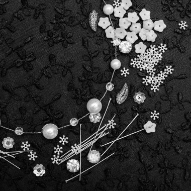 Moda tasarım ve takı oluşturmak için yaratıcı araçlar