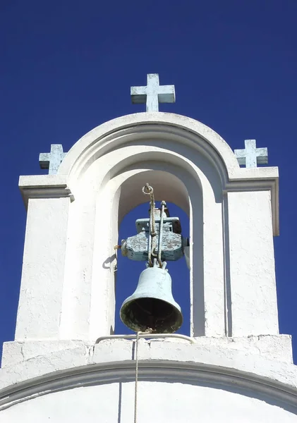 Campanario de piedra de un templo griego —  Fotos de Stock