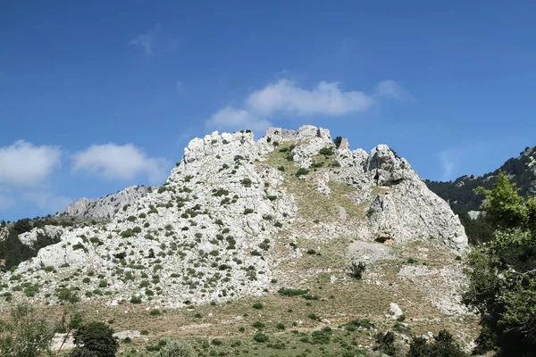 Rovine della fortezza bizantina di Paleo Pili sull'isola di K — Foto Stock