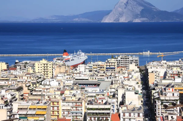 Patra, view of the city and the port from above — Stock Photo, Image