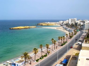 Monastir çıkabilir üzerindeki üzerinden görüntülemek