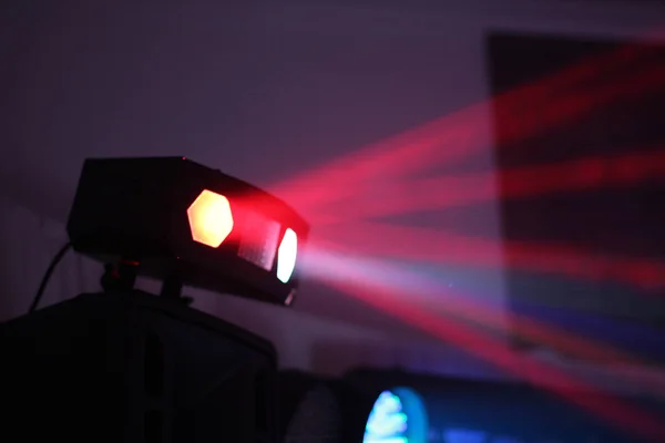 Laser verlichting / fase lichten en rook — Stockfoto