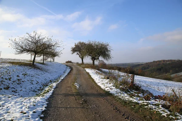 La prima neve cadde — Foto Stock