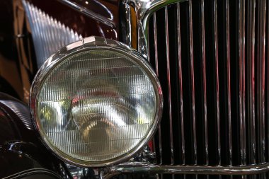 eski bir araba parçası yakın çekim