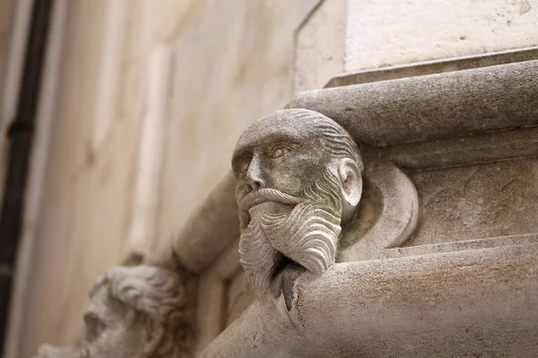 Sibenik Sibenik katedral protal tarafında katedral / ünlü yüzleri