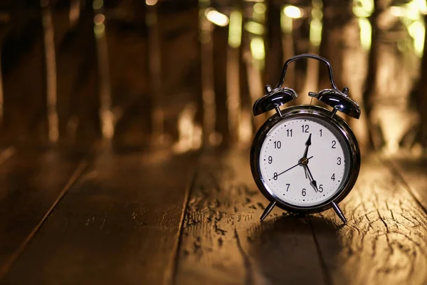 Retro Alarmklok Samenstelling Met Oude Alarm Clock — Stockfoto