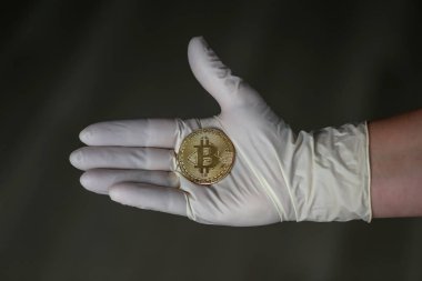 Bitcoin. Fiziksel bit sikke. Dijital para. Cryptocurrency.