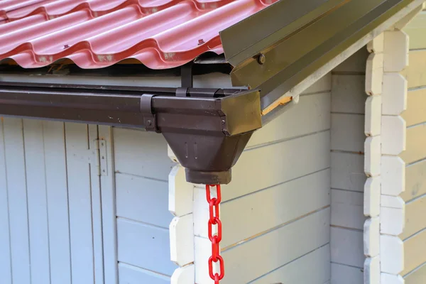 Draining Rainwater Roof — Stock Photo, Image