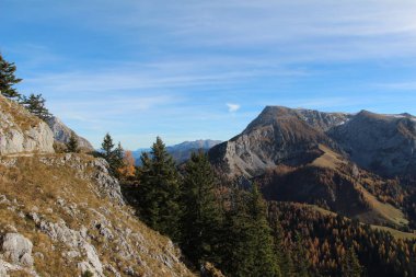 Jenner (dağ) / Jenner 1874 metre yüksekliğindeki dağ