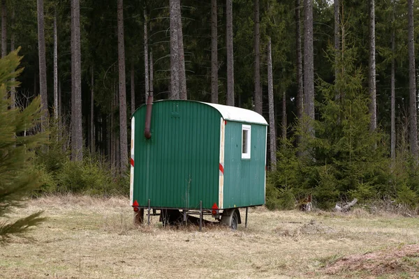 Mobile Holzfällerhütte Steht Wald — Stockfoto