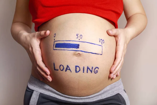 Terhes Nagy Pocakkal Mintával Terhelés Terhesség Fele Már Befejeződött Készletkép — Stock Fotó