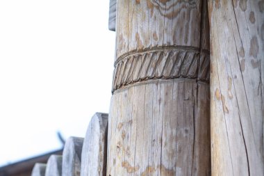 Antik Kievan Rus kalesinin duvarları. Rus savunma duvarı. Ortaçağ temasını ateşle