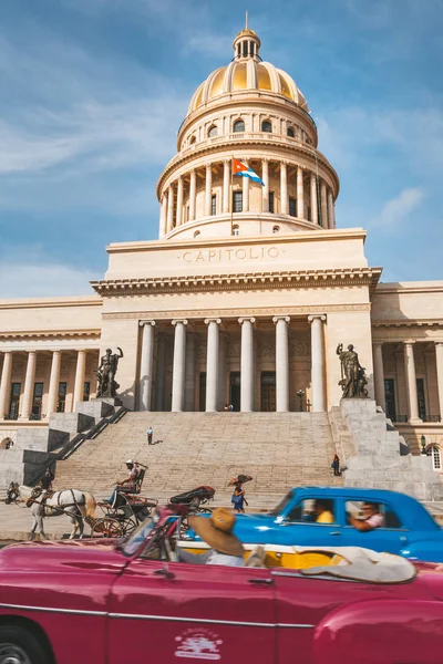 El Capitolio en La Habana Vieja, Cuba, Caribe — Foto de Stock