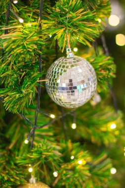 Noel ağacı ve bulanık arka plan dekorasyon