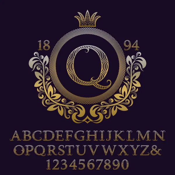 Lettres et chiffres ondulés en or avec monogramme initial sous forme d'armoiries . — Image vectorielle