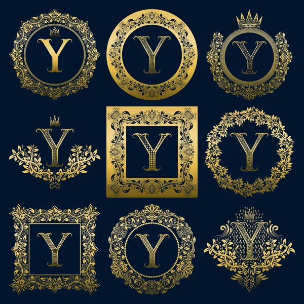 Vintage monograms set of Y letter. Golden heraldic logos in wreaths, round and square frames. — Stock Vector
