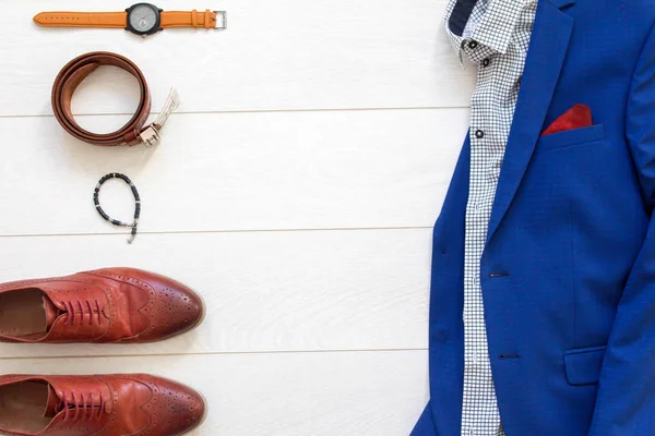 Flat lay set of classic mens clothes such as blue suit, brown sh — Stock Photo, Image