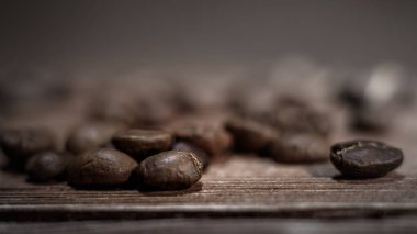 kahve çekirdekleri closeup kahverengi ahşap zemin üzerinde