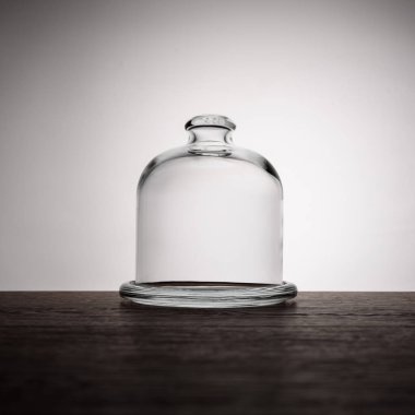 limon ahşap bir tabloda depolamak için Cam Kavanoz