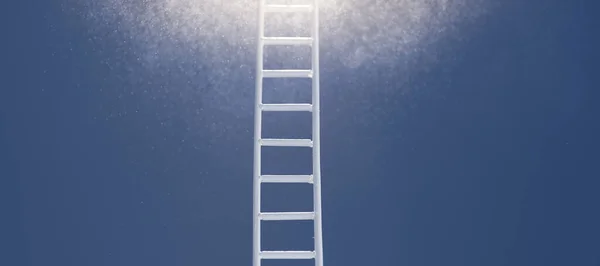 Tiro Horizontal Escada Para Céu Movimento Para Luz Conceito Alcançar — Fotografia de Stock