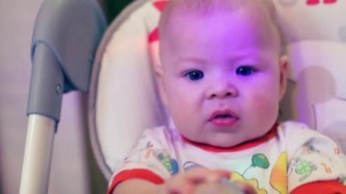 Anne bebek besleme şişe özel gıda