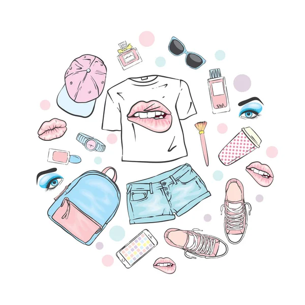 Eine Reihe von Frauenkleidern. Teenager-Stil. T-Shirt mit Print in Form von Lippen, Rucksack, Turnschuhen, Uhr, Smartphone, Mütze, Shorts und Parfümflaschen. Vektorillustration für eine Postkarte oder ein Poster. — Stockvektor