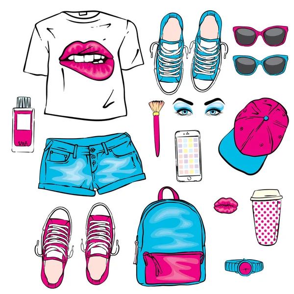 Eine Reihe von Frauenkleidern. Teenager-Stil. T-Shirt mit Print in Form von Lippen, Rucksack, Turnschuhen, Uhr, Smartphone, Mütze, Shorts und Parfümflaschen. Vektorillustration für eine Postkarte oder ein Poster. — Stockvektor