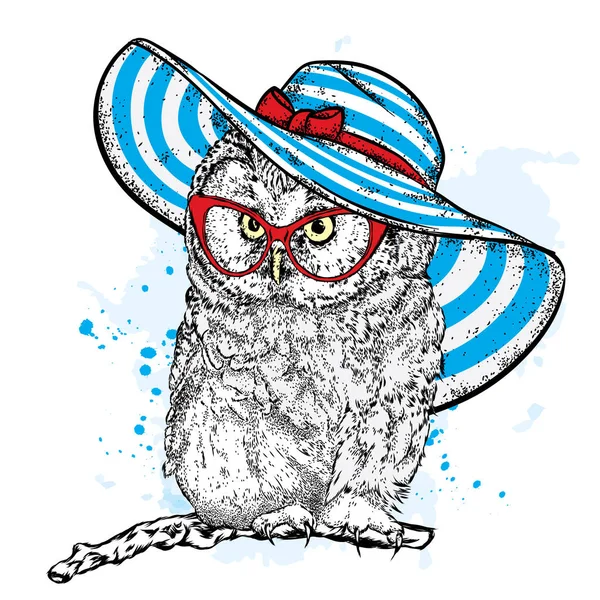 Funny owl in a beautiful beach hat and sunglasses. Vector illustration for a postcard or poster, print for clothes, cup or cover. Bird painted by hand. Summer, vacation and vacation. — Stock Vector