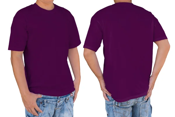Mann trägt leeres dunkelmagentafarbenes T-Shirt mit Clipping-Pfad, — Stockfoto