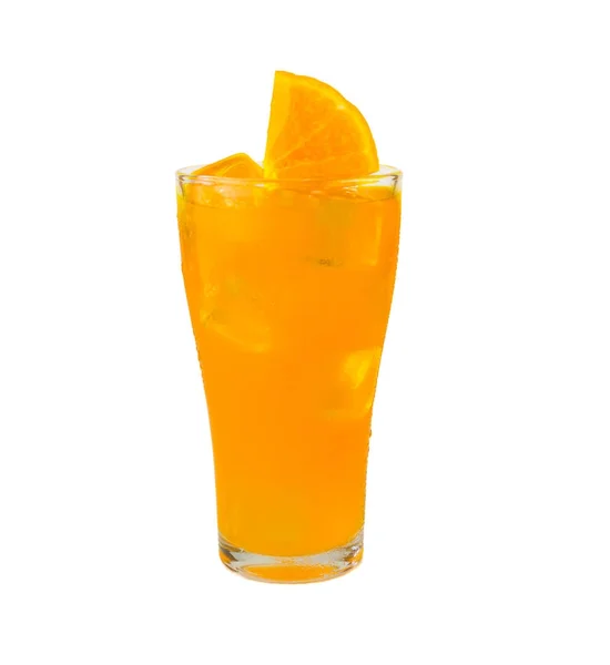 Vaso de zumo de naranja aislado sobre fondo blanco con recorte — Foto de Stock