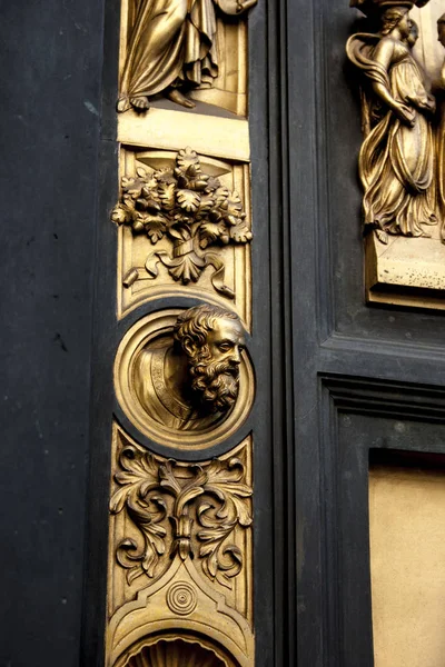 Von lorenzo ghiberti, florenz — Stockfoto