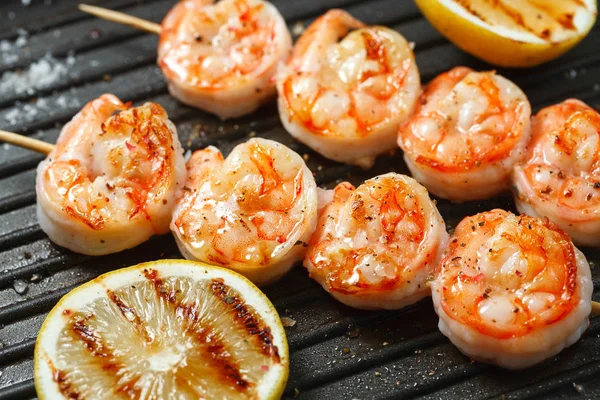 Grilled tiger shrimps — Stock Photo, Image