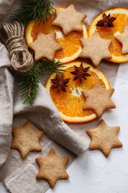 Noel dekorasyonu. Dal Noel ağacı, Noel gingerbread