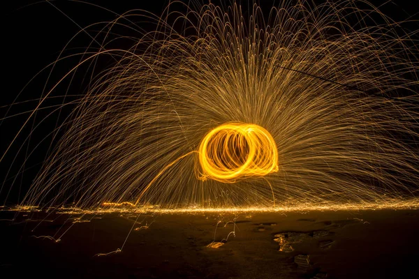 Steelwool ile gece havai fişek