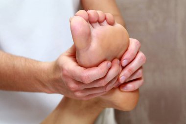 ayak masajı yakın çekim