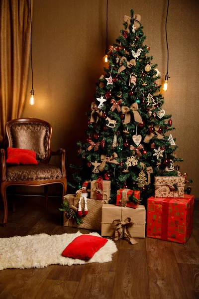 Jolie chambre décorée de Noël — Photo
