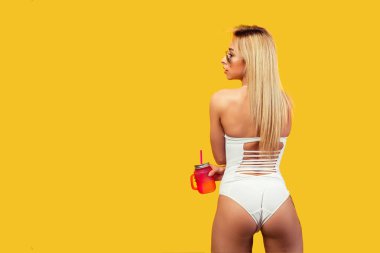 İçki ile ince cinsel kadın