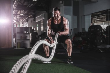 Erkekler fonksiyonel eğitim Fitness halat boyu