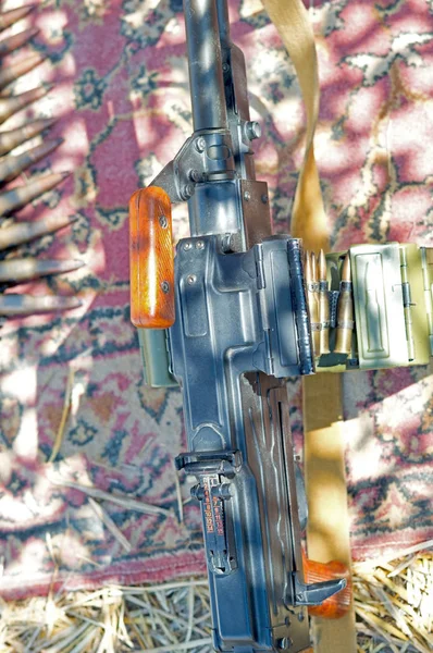 machine-gun with ammo chain