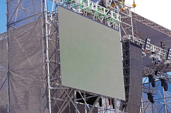 LED Screen for an Outdoor Event