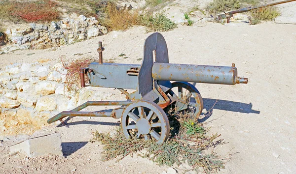 Model  of Old Machine Gun  Maxim's system on position