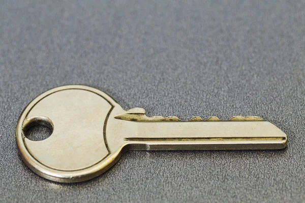 Golden key to happiness — Stock Photo, Image