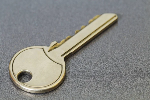 Golden key to happiness — Stock Photo, Image