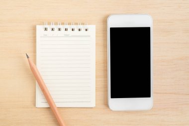 Cep telefonu ve dizüstü Üstten Görünüm