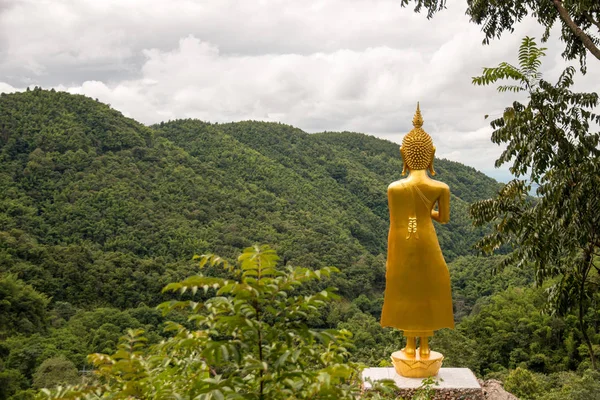 Behind the golden buddha. — Stock Photo, Image